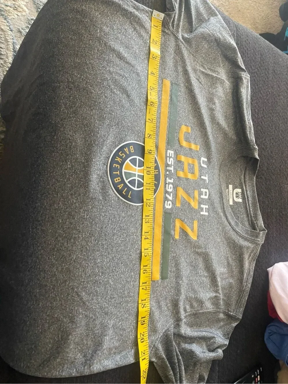 Mens Gray Pullover Crew Neck Utah Jazz Basketball Long Sleeve T-Shirt Size Large